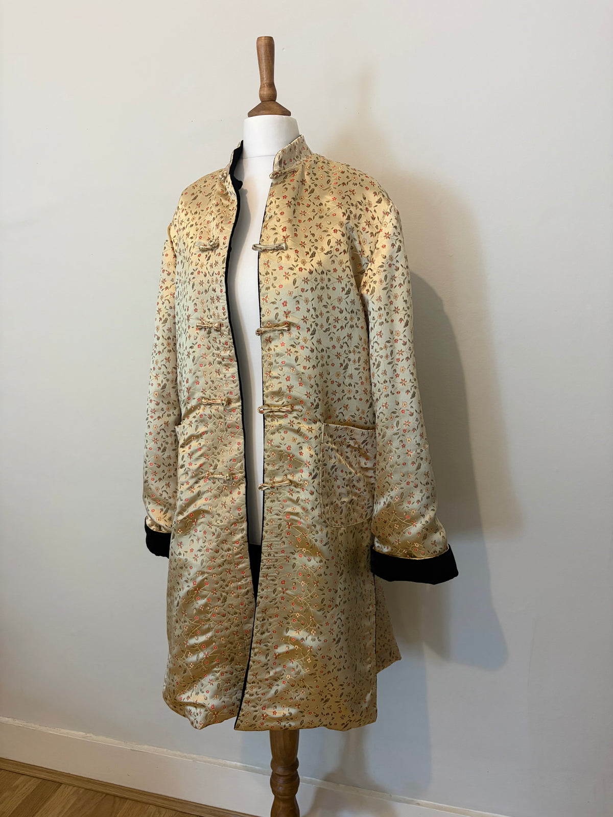 Reversible oriental velvet coat