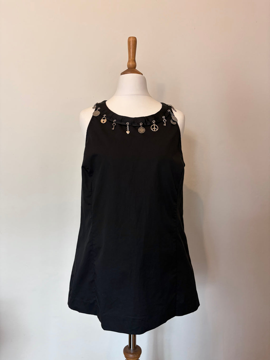 Moschino charm detail top