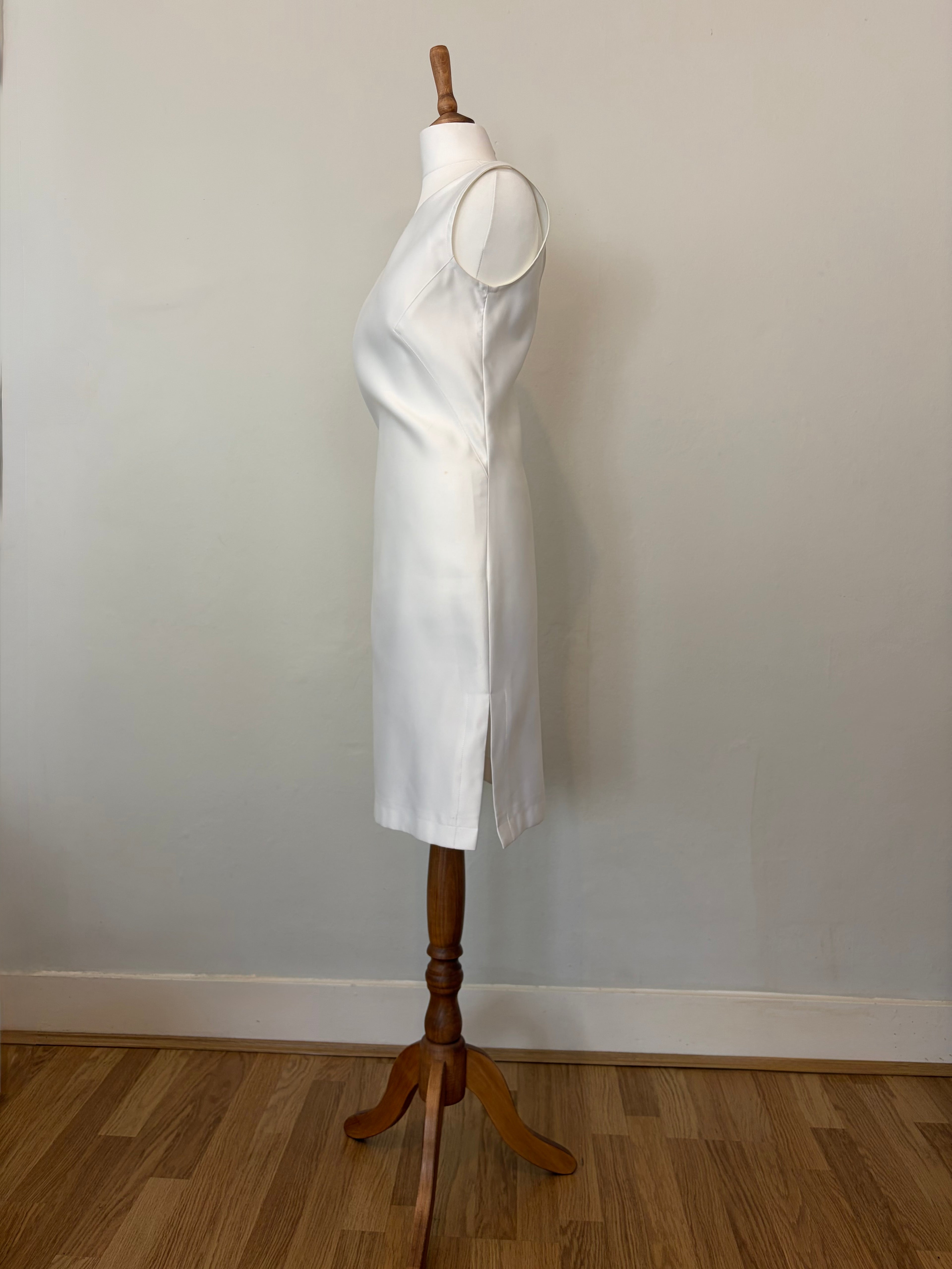 Vintage white shift dress