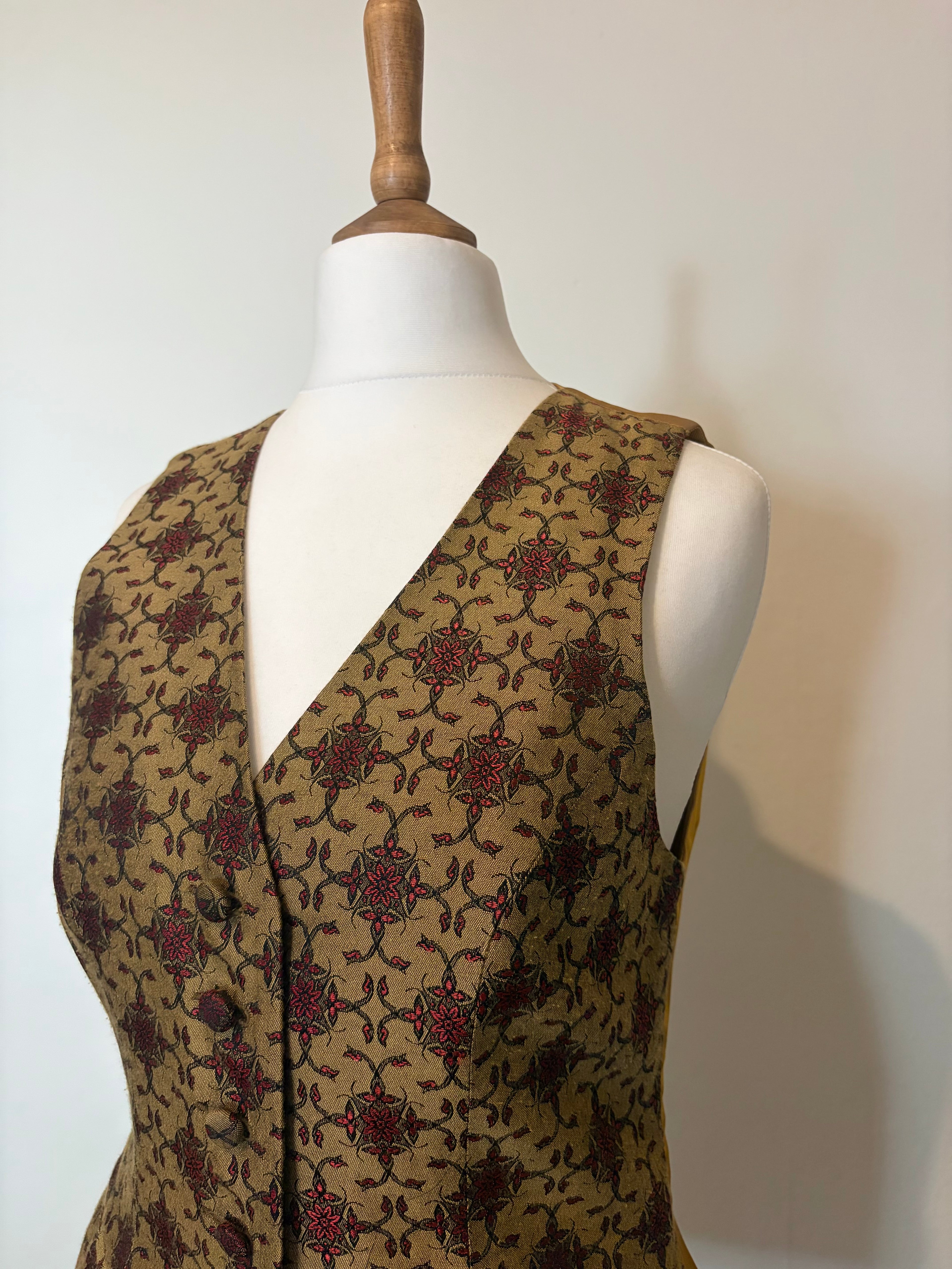 Gold jacquard waistcoat