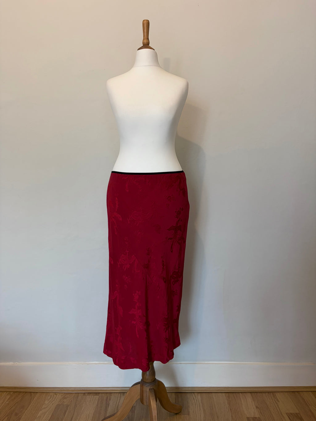 100% silk red chinese pattern skirt