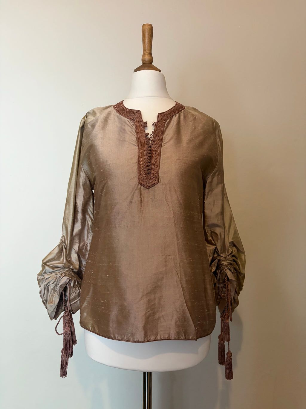 Vintage top with tassel sleeves