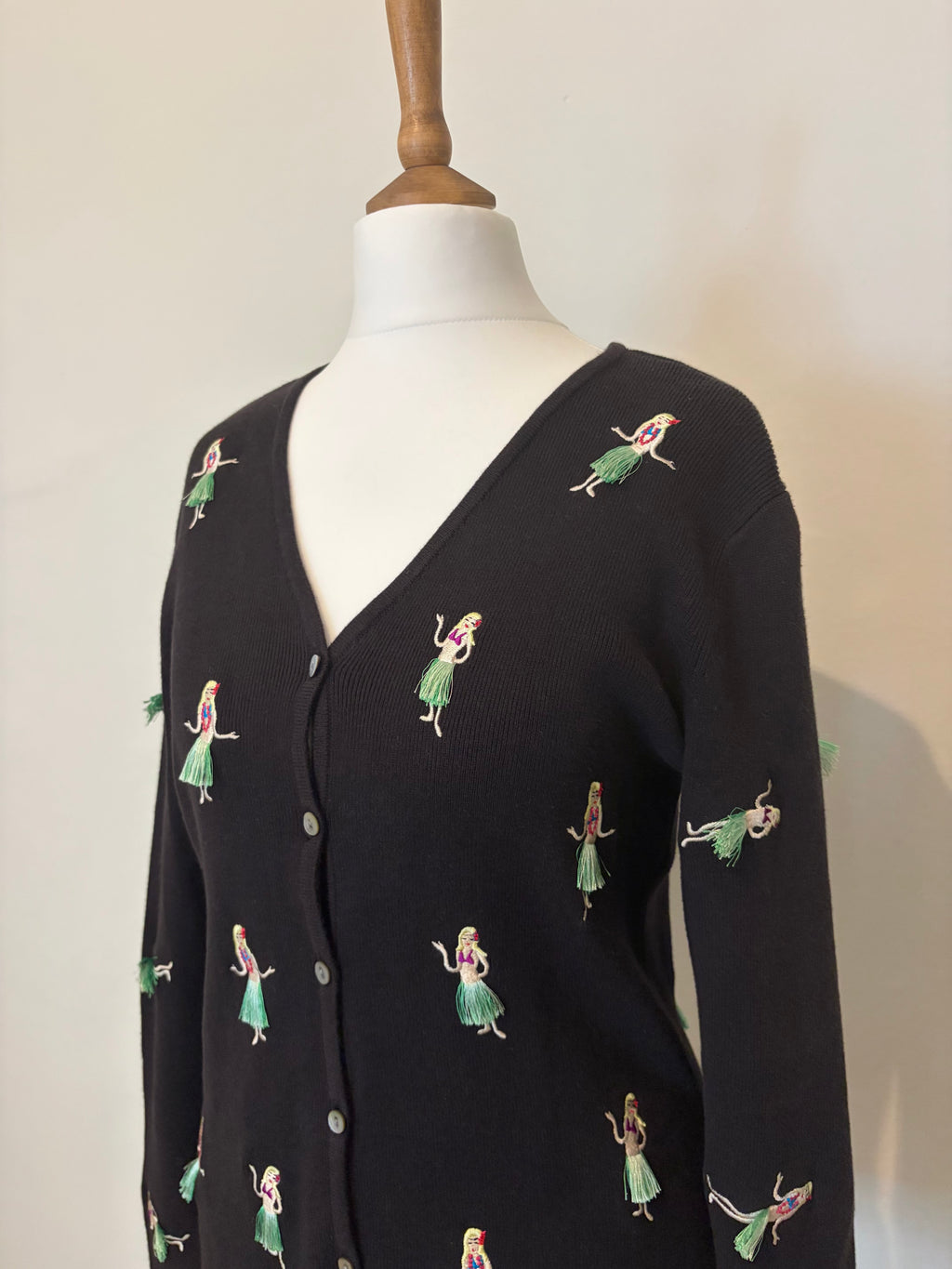 Hula girl embroidered cardigan