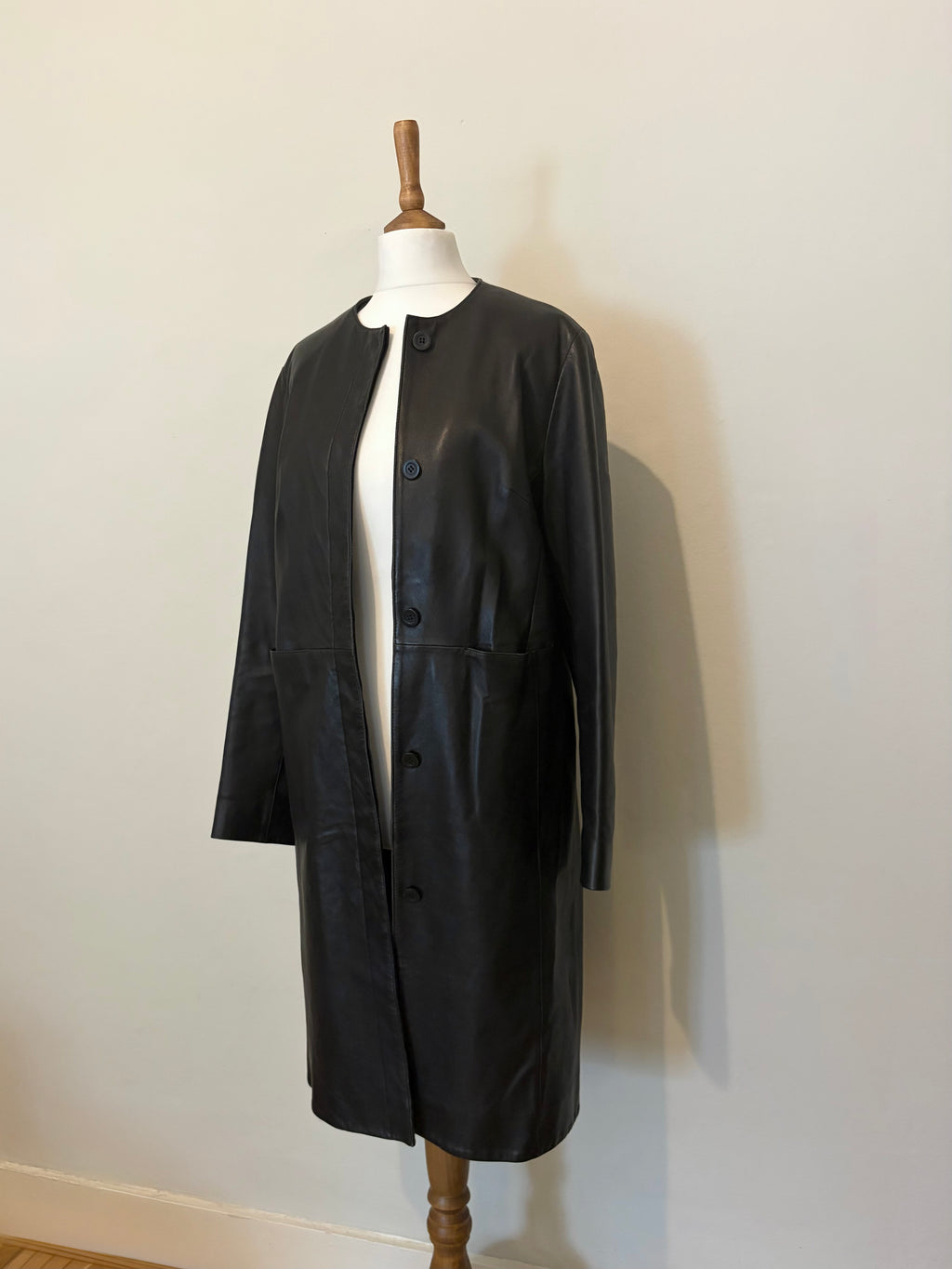 2000s long leather coat
