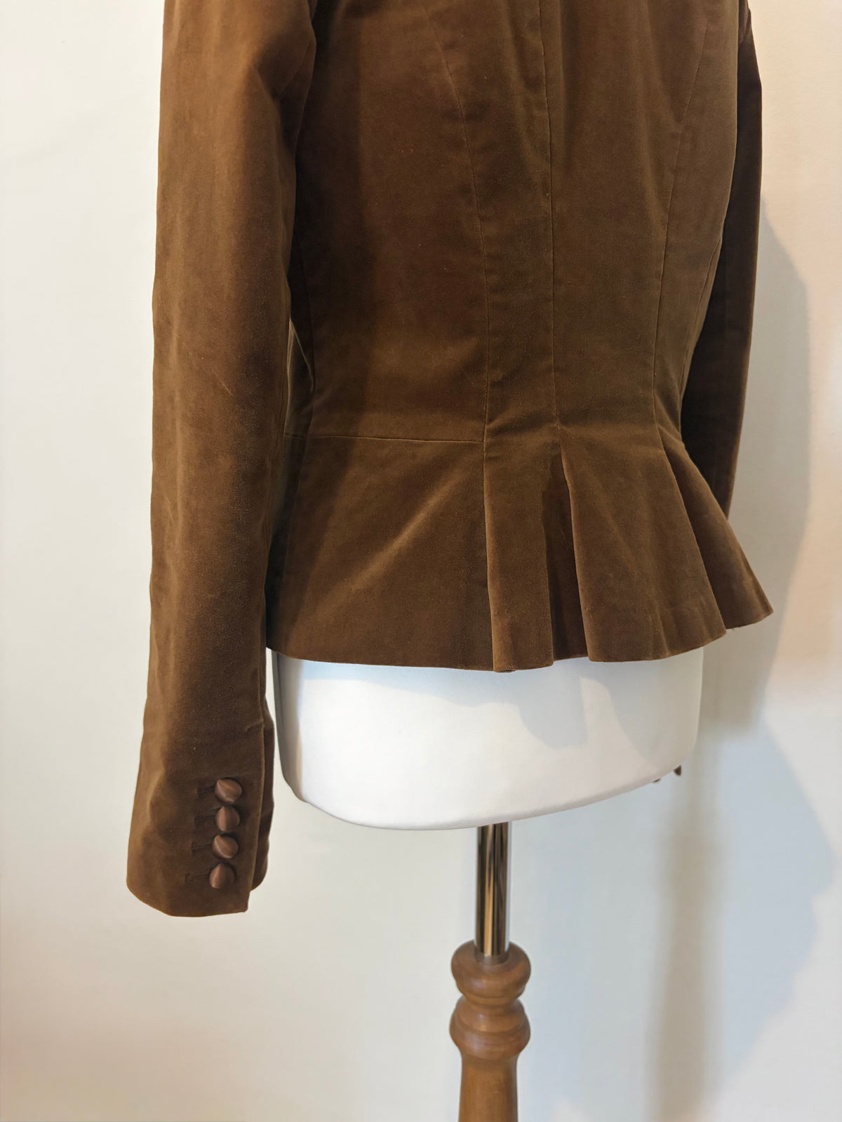 Brown button-up velvet jacket