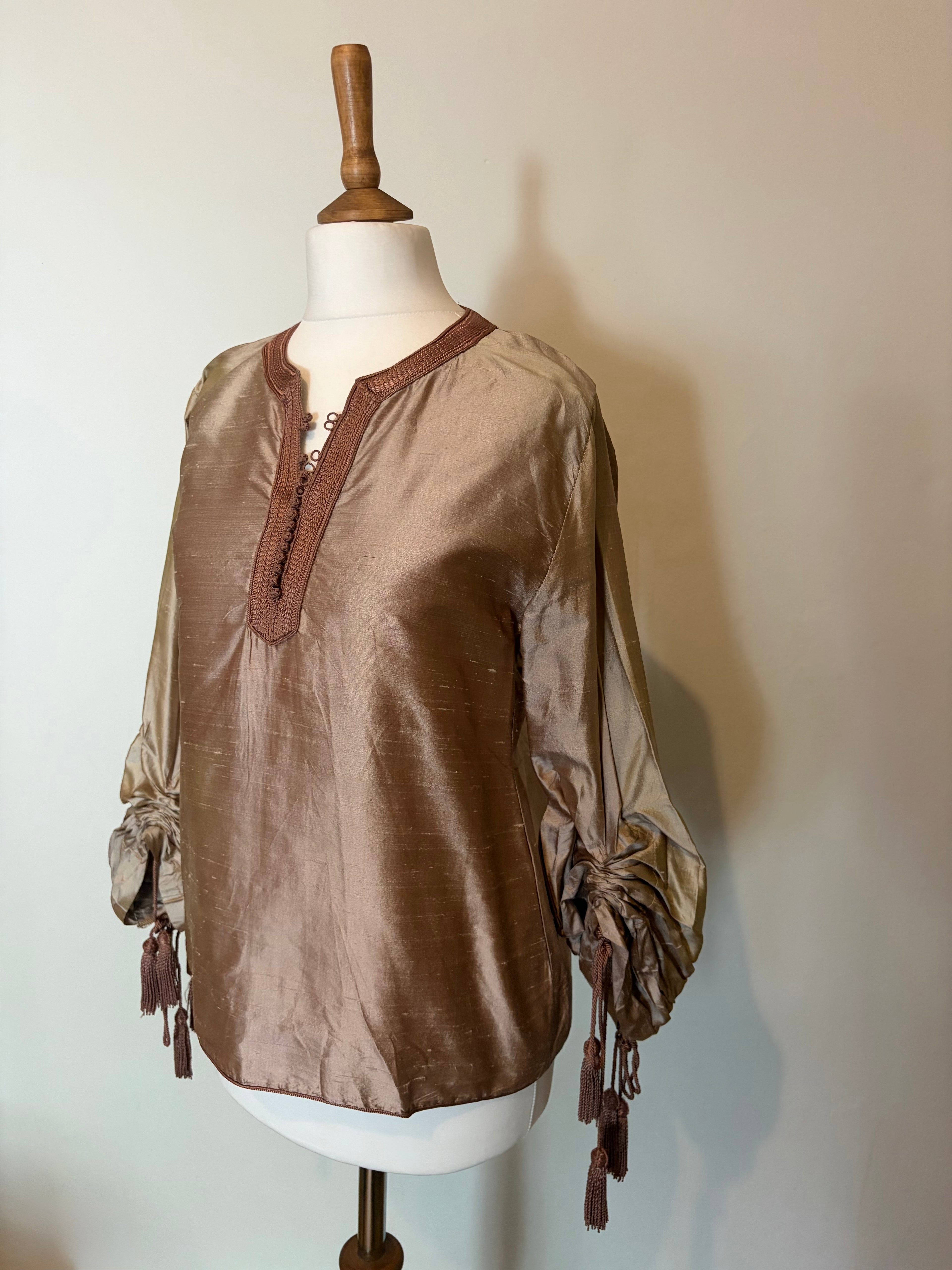 Vintage top with tassel sleeves