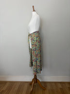 Vintage 70s floral apron