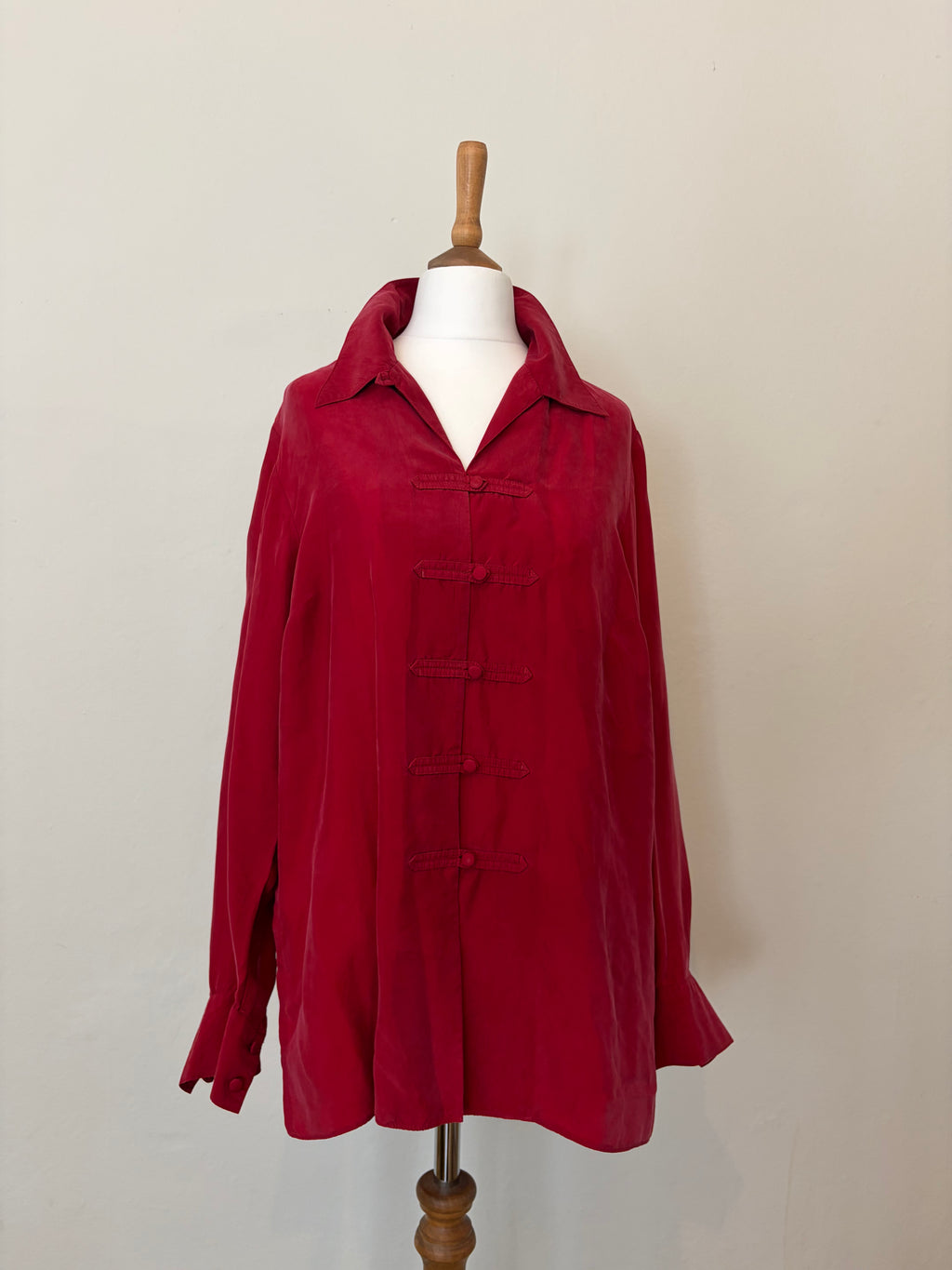 Red 100% cupro shirt with button detail