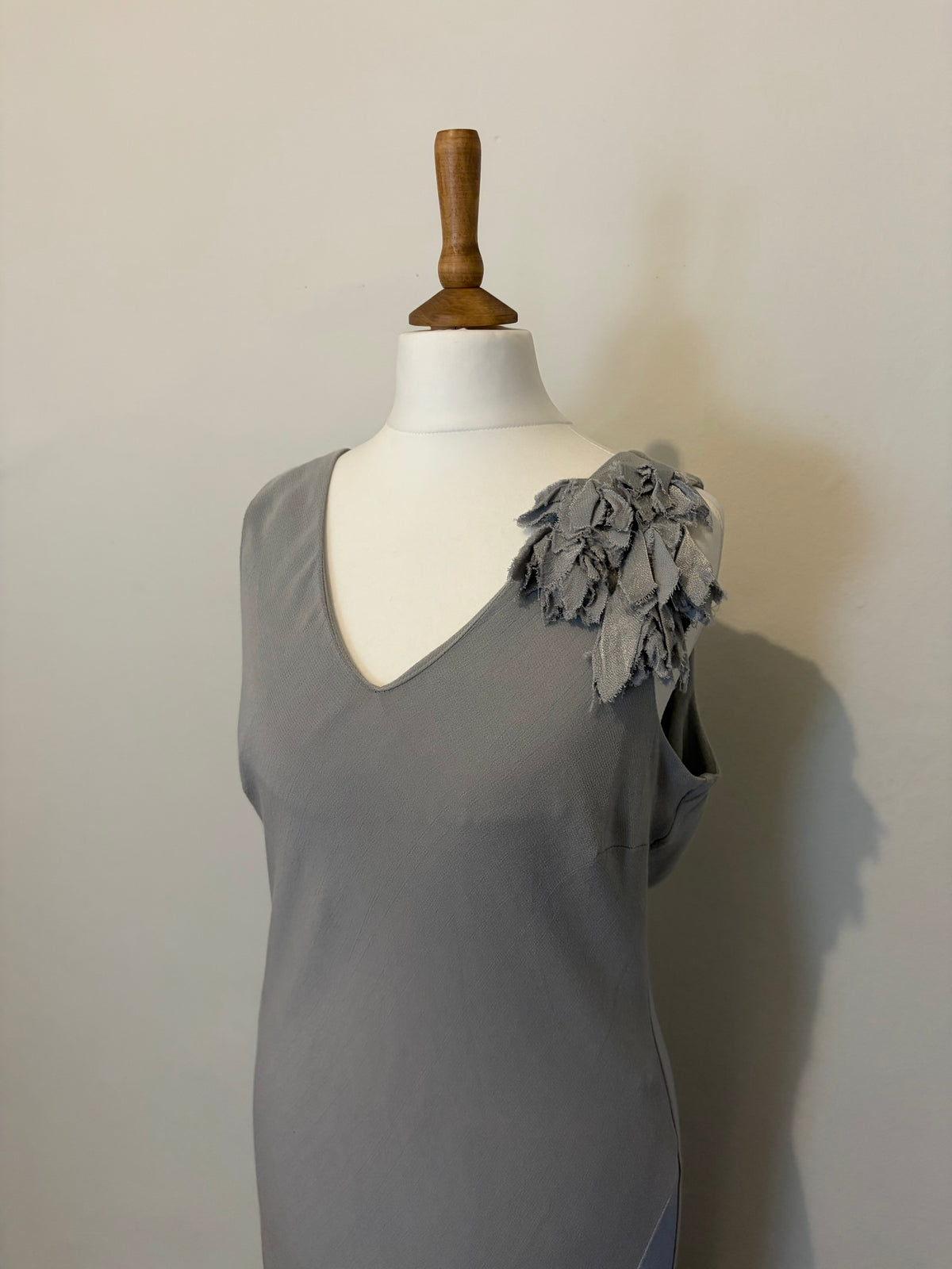 Grey corsage detail dress