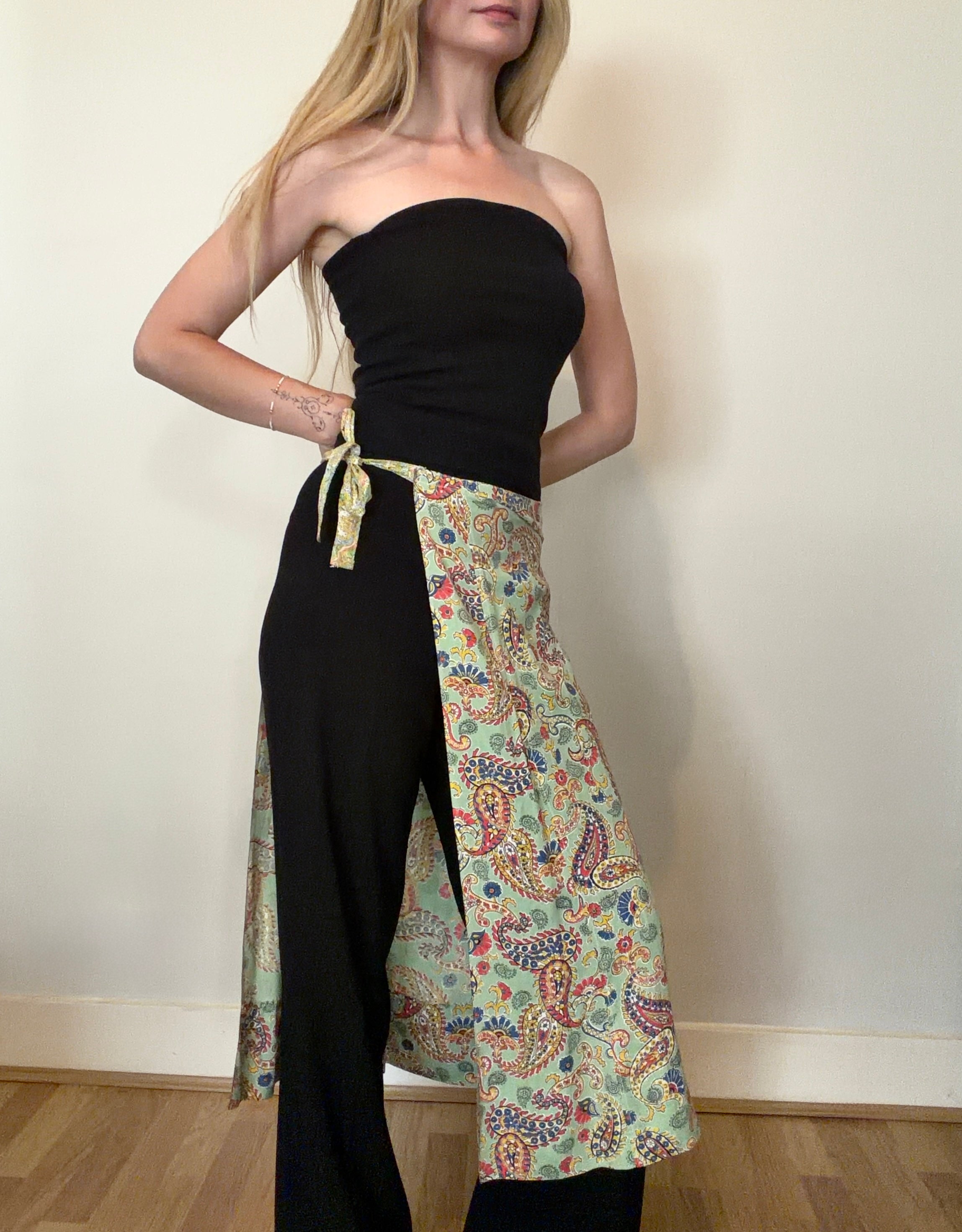 Vintage 70s floral apron