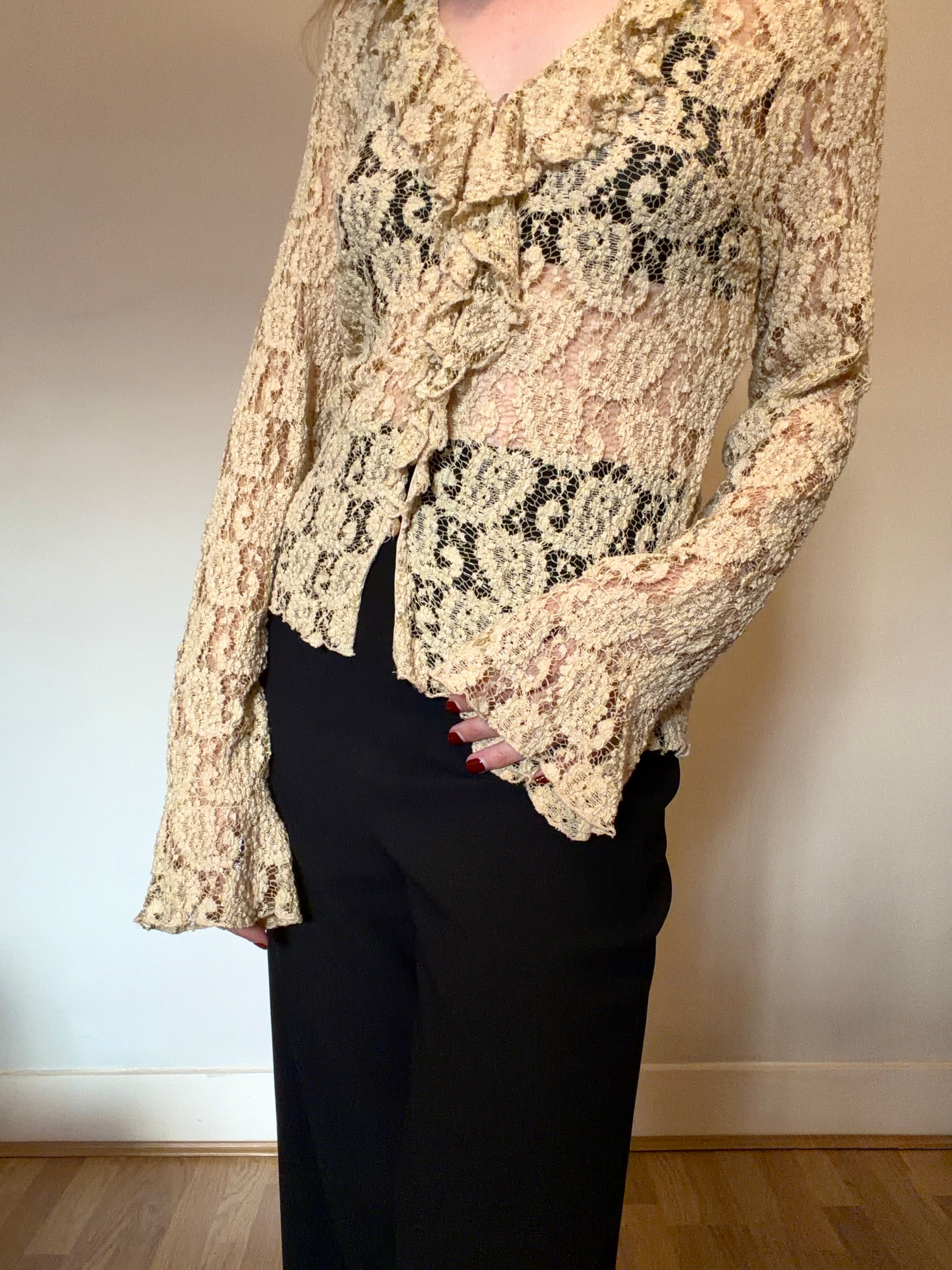 Vintage '90s lace blouse with ruffle detail