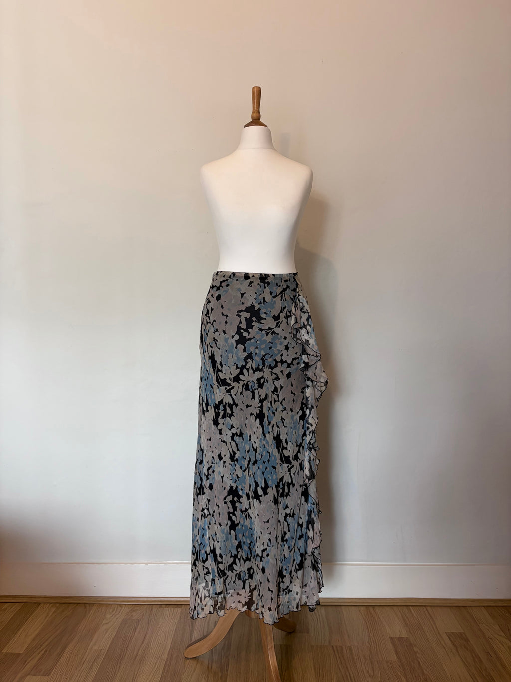 100% silk vintage ruffle skirt