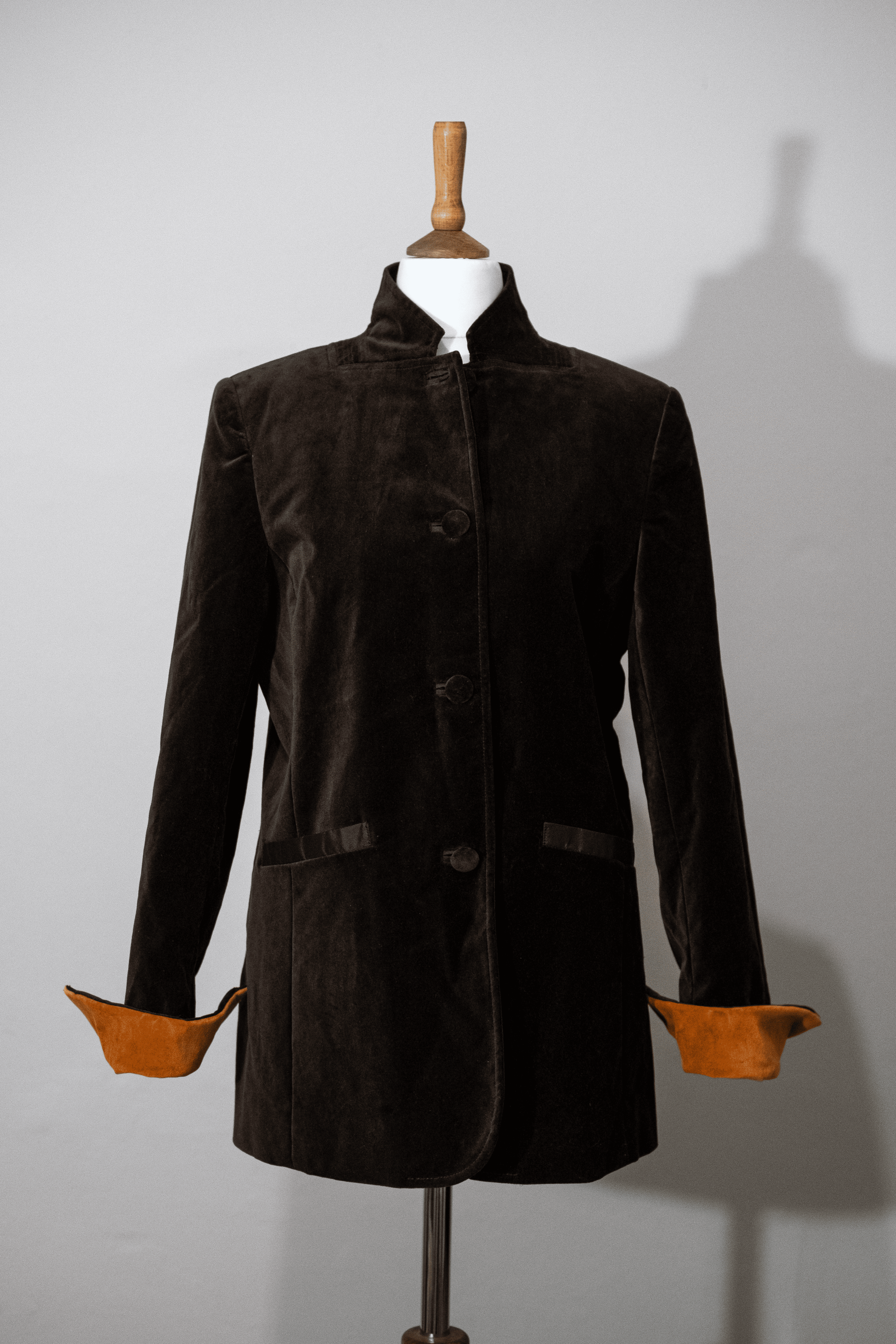 Brown velvet jacket with peekaboo cuffs