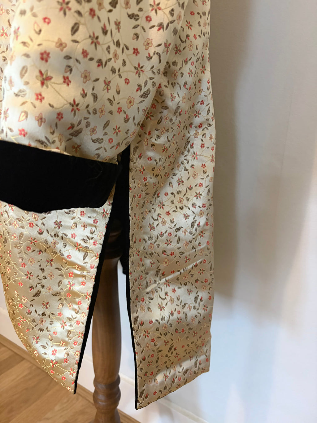 Reversible oriental velvet coat