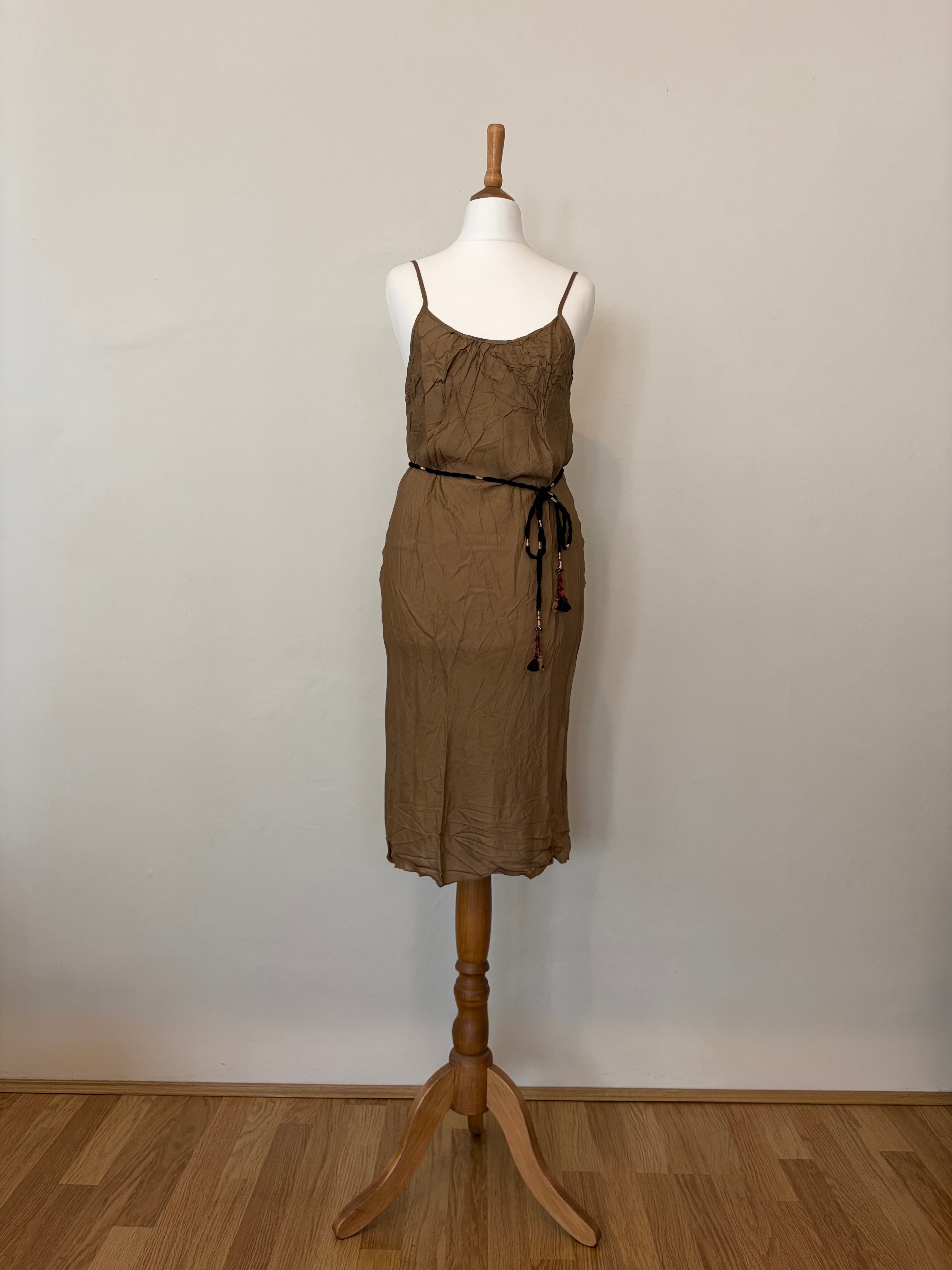 Gold crinkle dress with rope belt