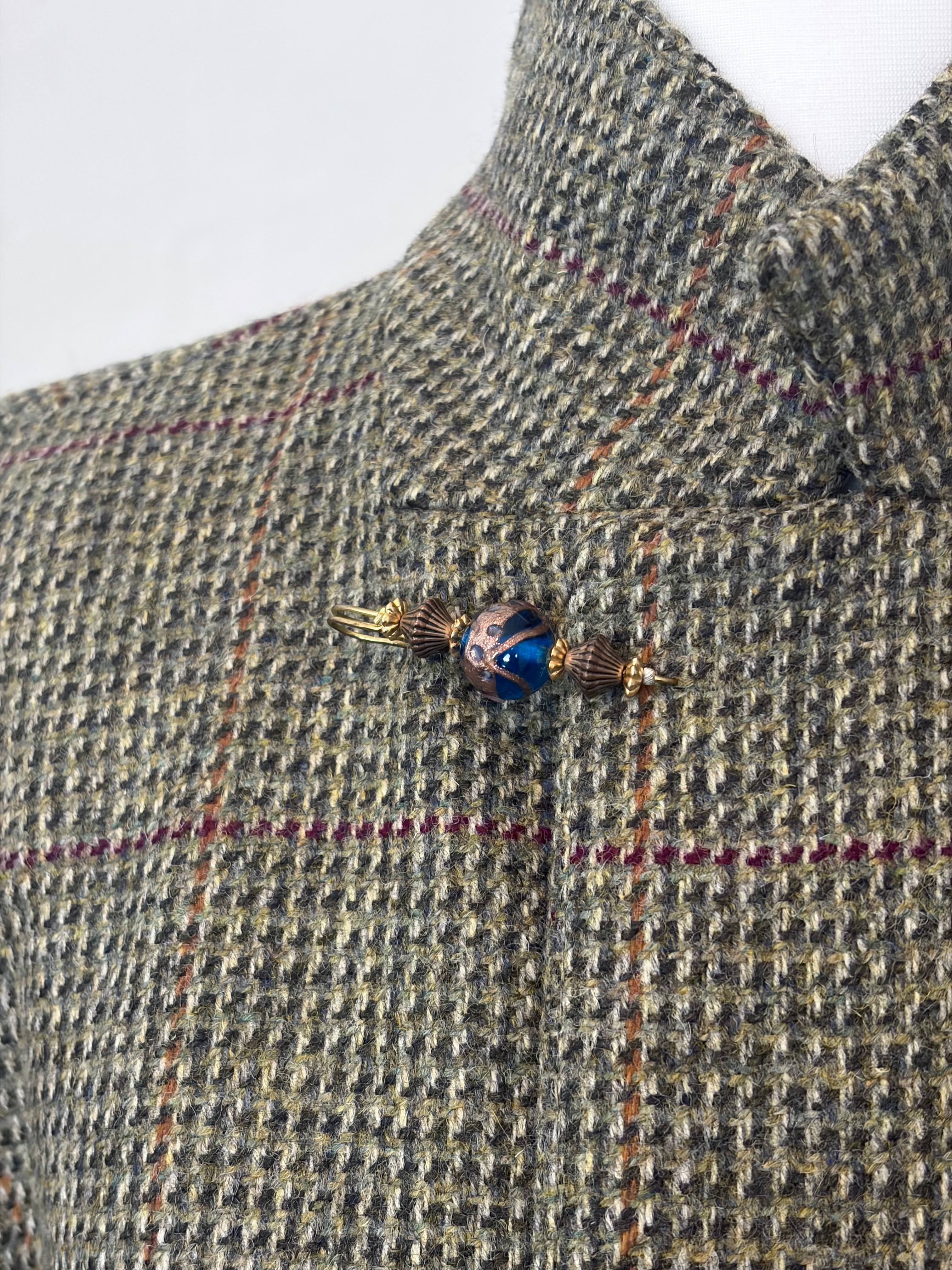 Oversized tweed blazer with brooch