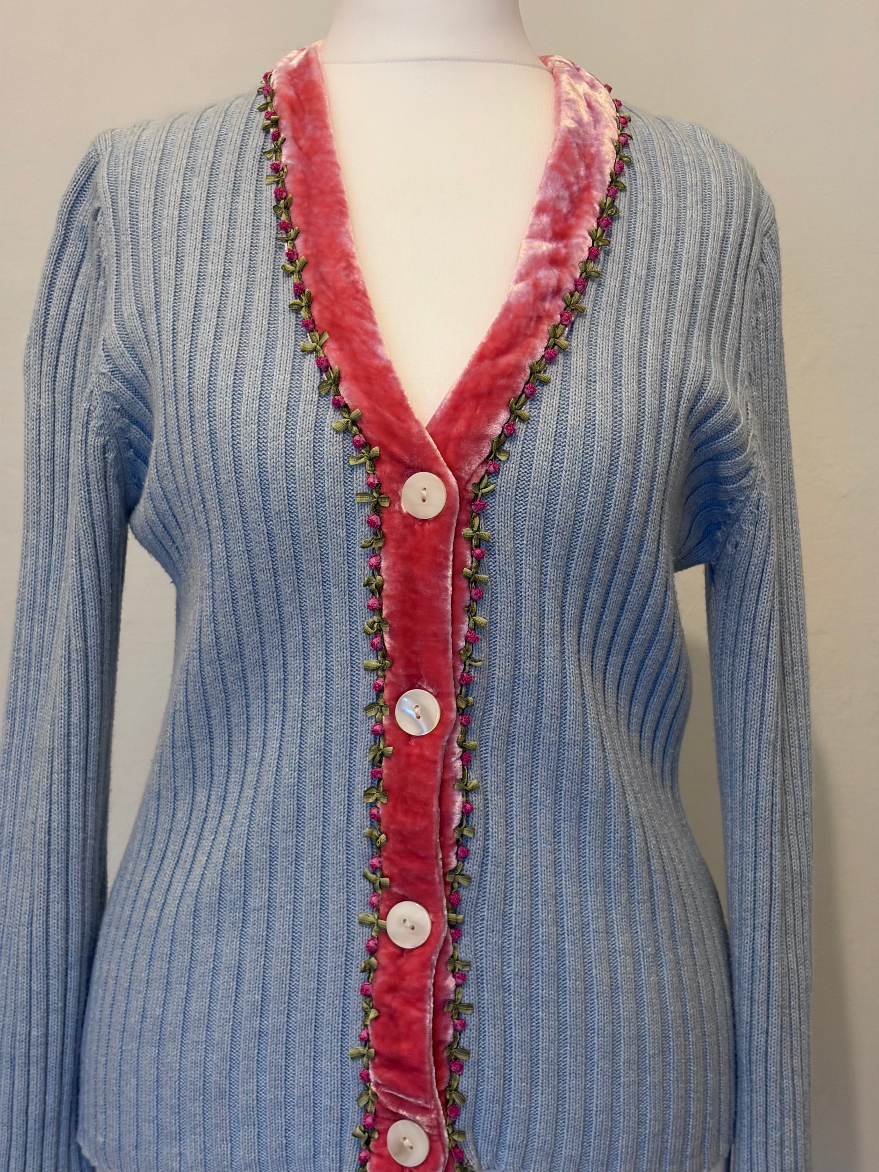 Blue cardigan with velvet and flower trim